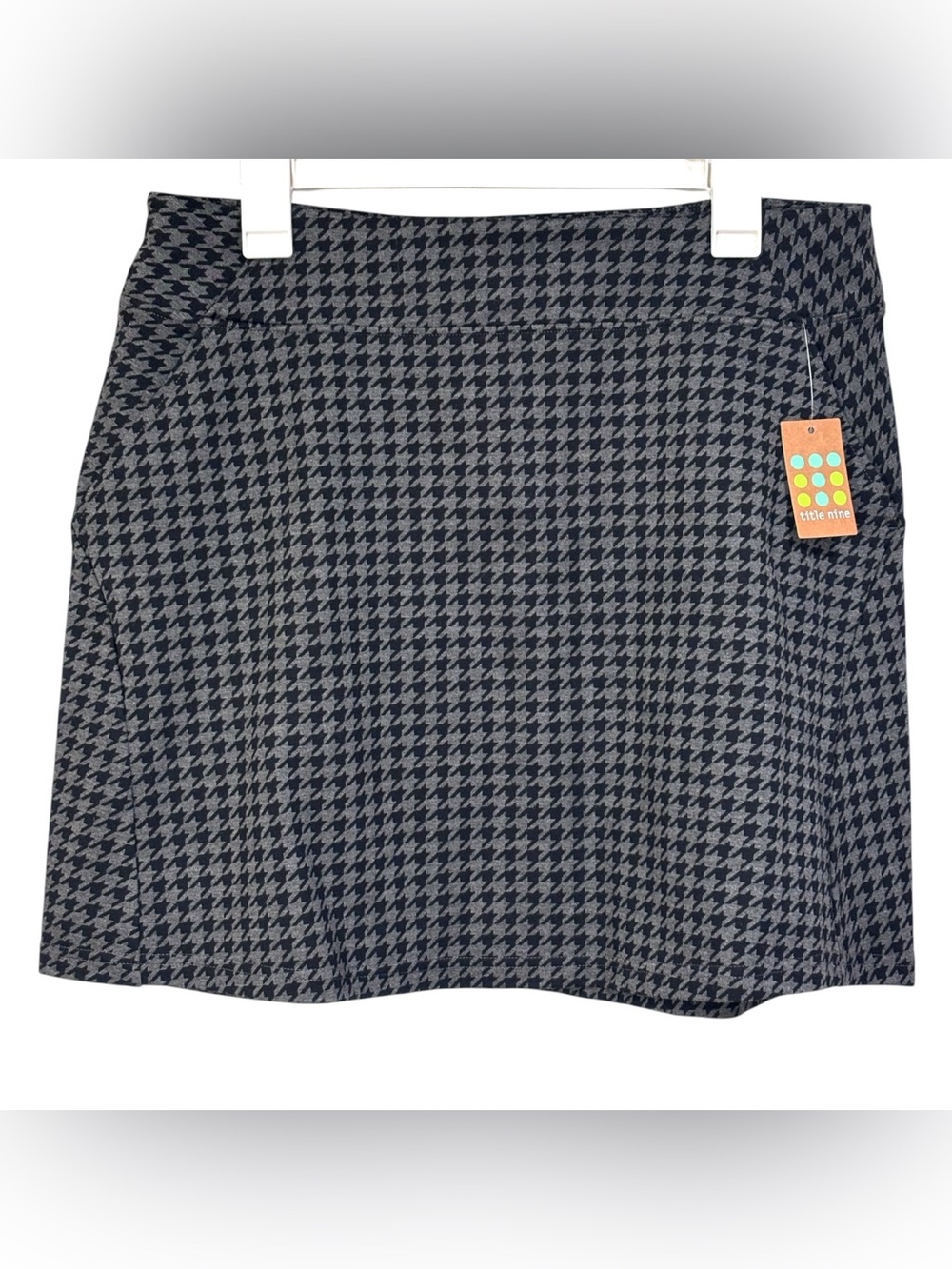 Title Nine NWT Black gray Houndstooth Ponte Skirt Size Large